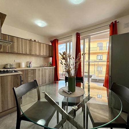 Mive-Delux Three Bedroom Apartment In Marsaskala Eksteriør bilde